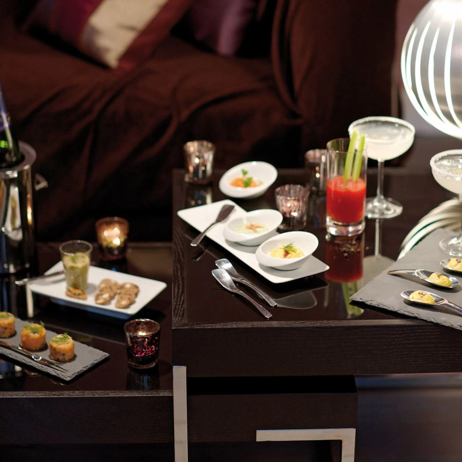 Degrenne Paris Cosmopolitan Elegant Tableware Collection for Modern Dining